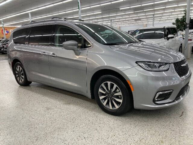2021 Chrysler Pacifica Touring L