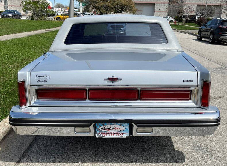 1984 Lincoln Town Car