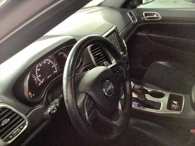 2017 Jeep Grand Cherokee SUV / Crossover - $22,999