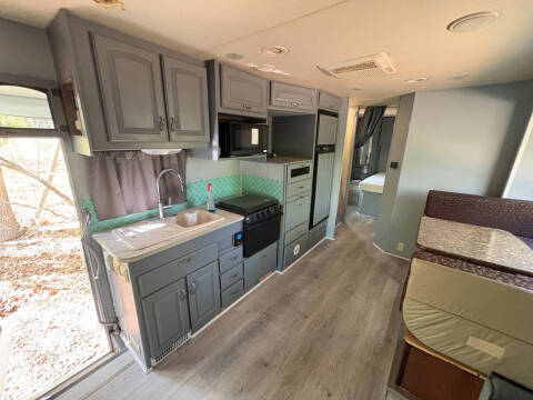 2012 Ford E-450 CHASSIS