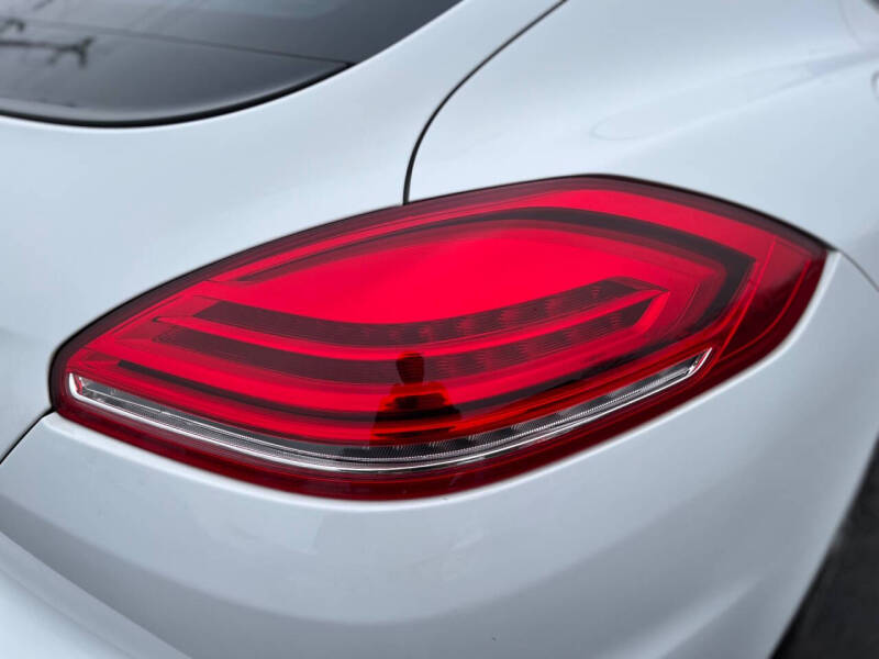 2014 Porsche Panamera Turbo Executive