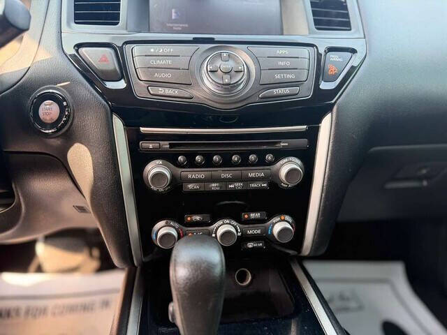 2017 Nissan Pathfinder S