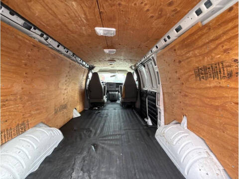 2018 GMC Savana 2500