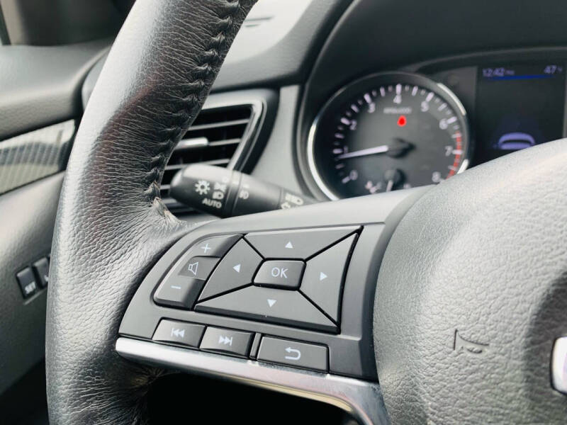 2018 Nissan Rogue SL