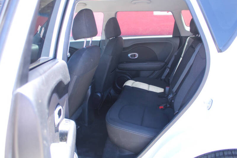 2018 Kia Soul +