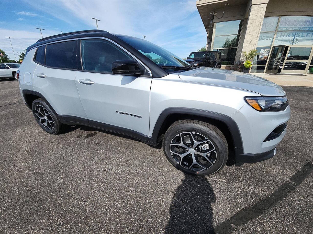 2024 Jeep Compass for sale at Victoria Auto Sales in Victoria, MN