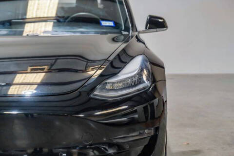 2019 Tesla Model 3 Standard Range Plus