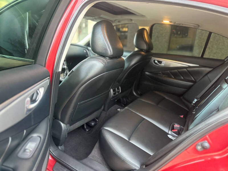 2014 Infiniti Q50 Premium