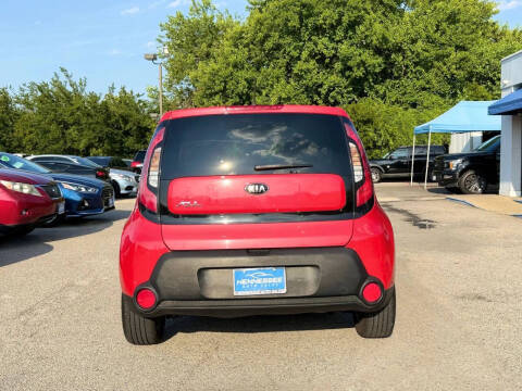 2015 Kia Soul +