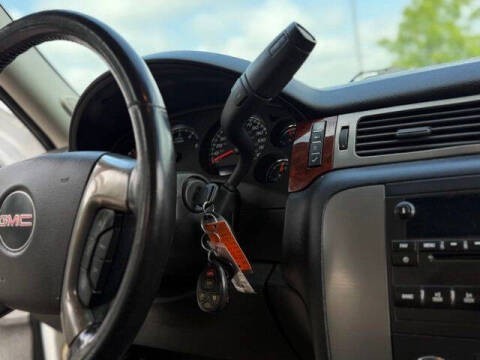 2013 GMC Yukon XL SLE