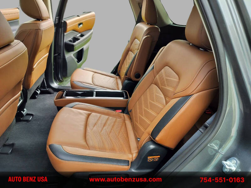 2024 Nissan Pathfinder Platinum