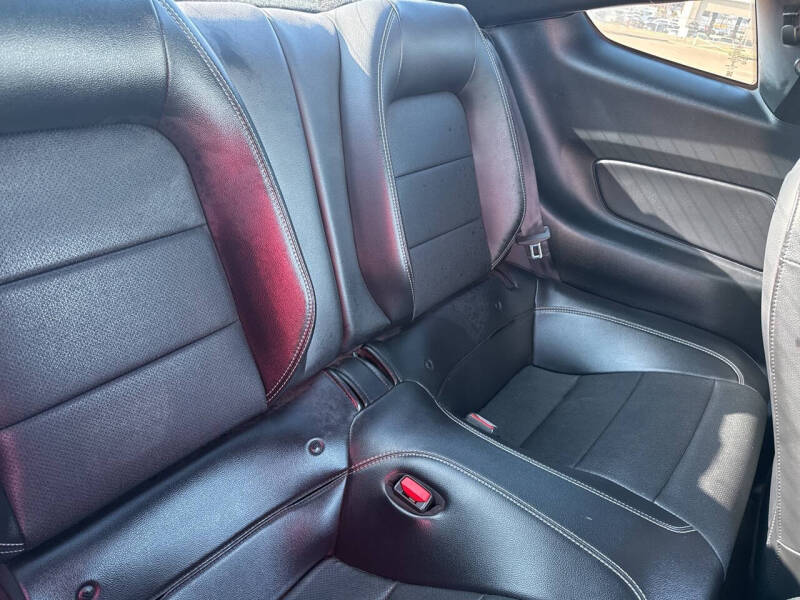 2022 Ford Mustang EcoBoost Premium