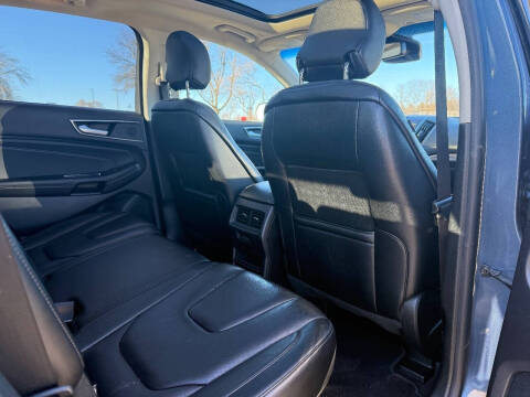 2019 Ford Edge Titanium