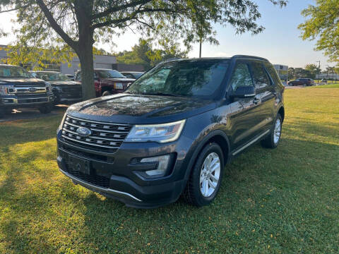 2017 Ford Explorer for sale at Dean's Auto Sales in Flint MI