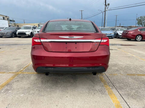 2012 Chrysler 200 Touring