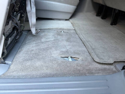 2005 Toyota Sienna LE 7 Passenger