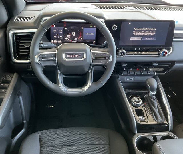 2025 GMC Canyon Elevation