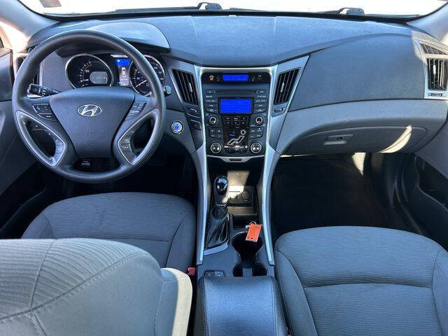 2013 Hyundai Sonata Hybrid