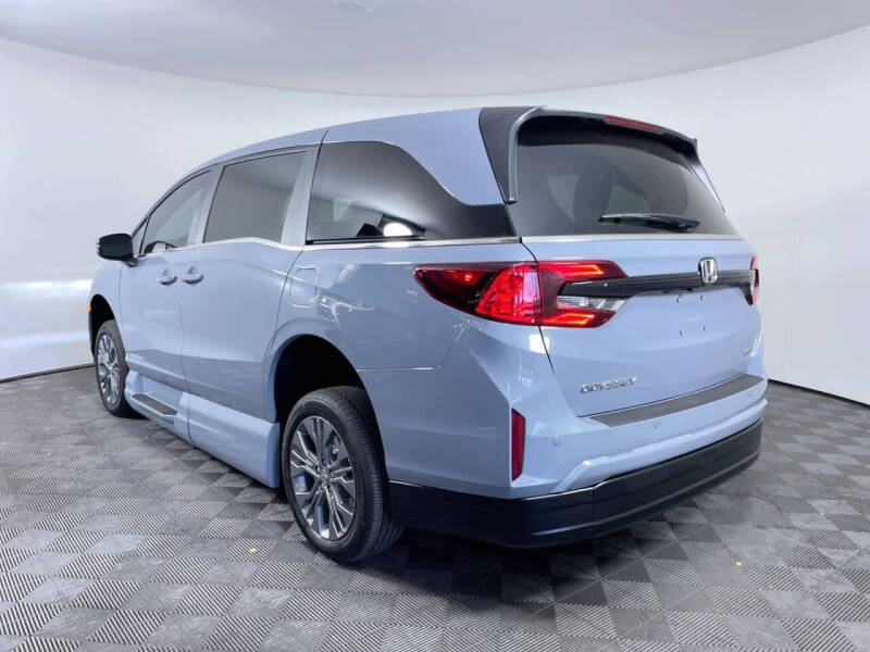 2025 Honda Odyssey Touring