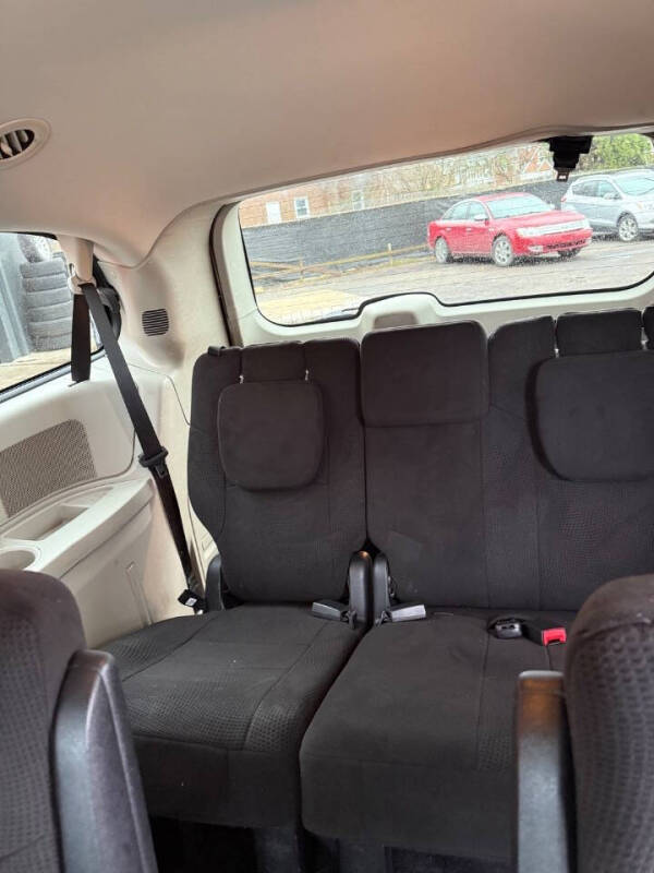 2013 Dodge Grand Caravan SE