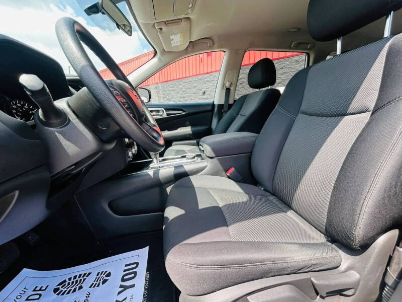 2017 Nissan Pathfinder
