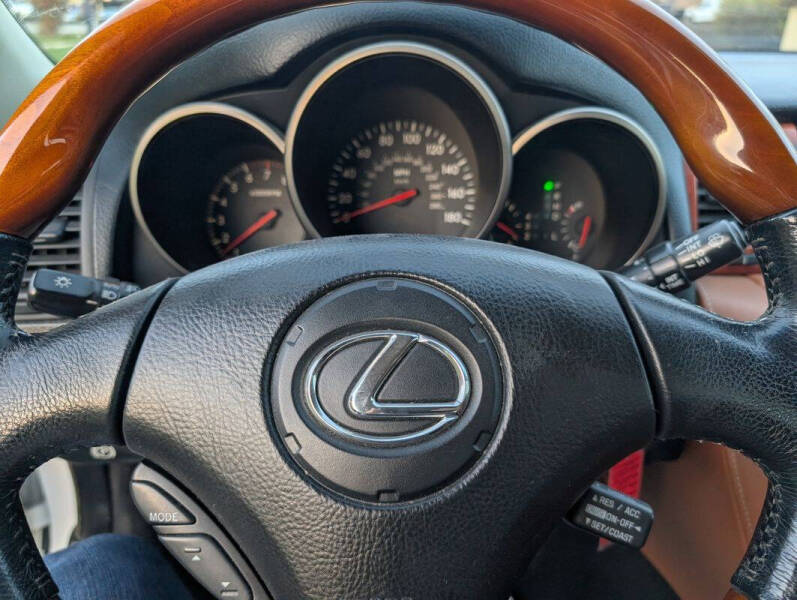 2003 Lexus SC 430