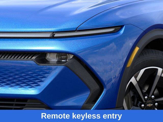 2026 Chevrolet Equinox EV LT 2