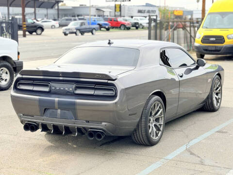 2015 Dodge Challenger SRT 392