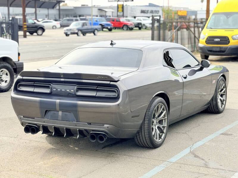 2015 Dodge Challenger SRT 392