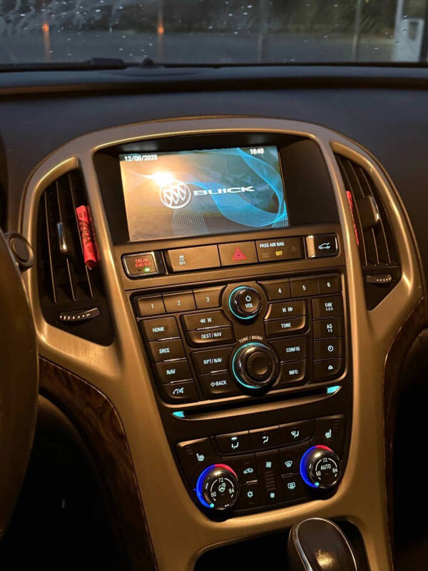 2012 Buick Verano Leather Group