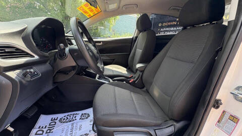 2022 Hyundai Accent SEL