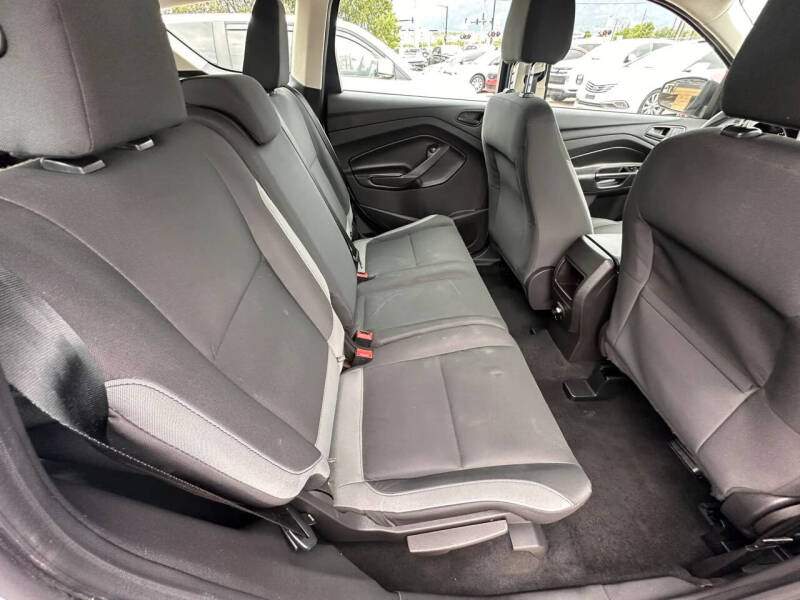 2015 Ford Escape S