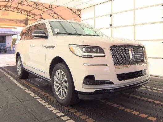 2023 Lincoln Navigator Standard