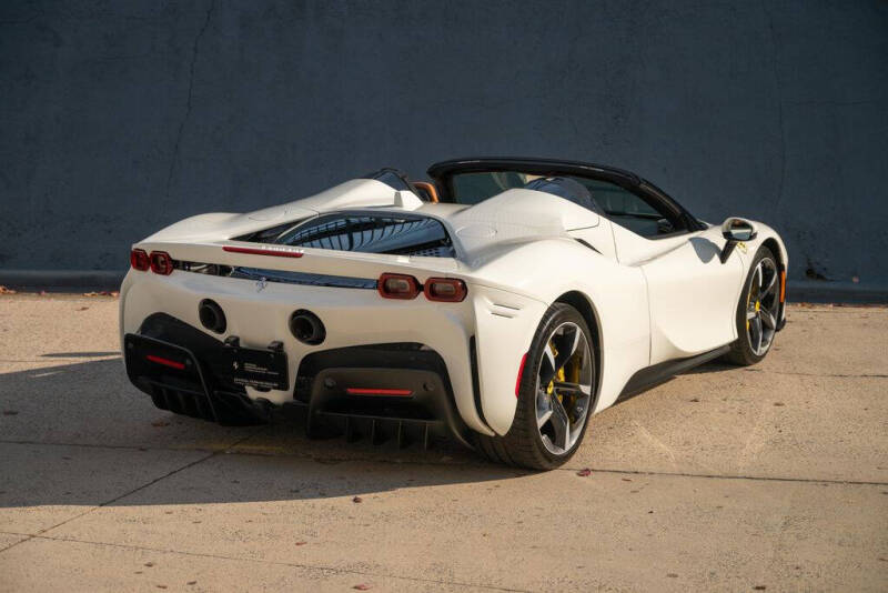 2024 Ferrari SF90 Spider