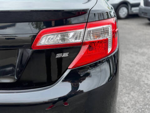 2013 Toyota Camry SE