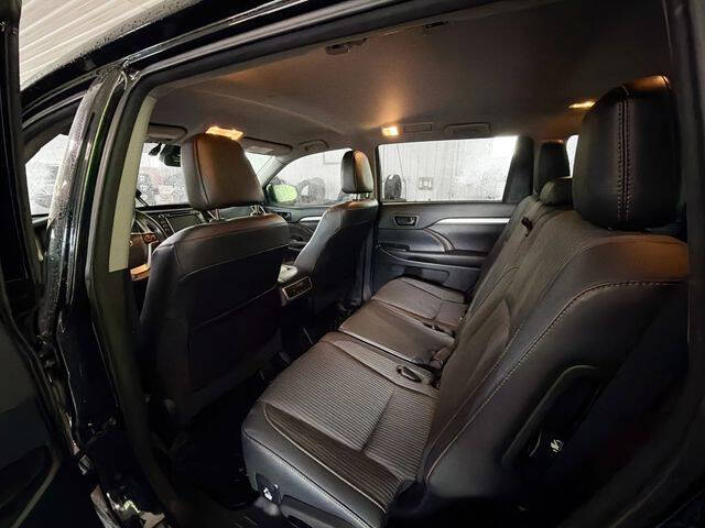 2017 Toyota Highlander