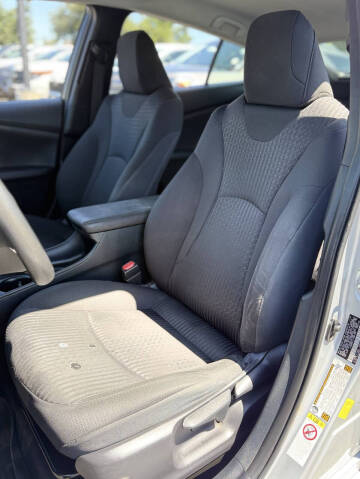2018 Toyota Prius Two