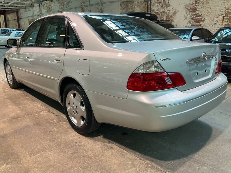 2003 Toyota Avalon XLS