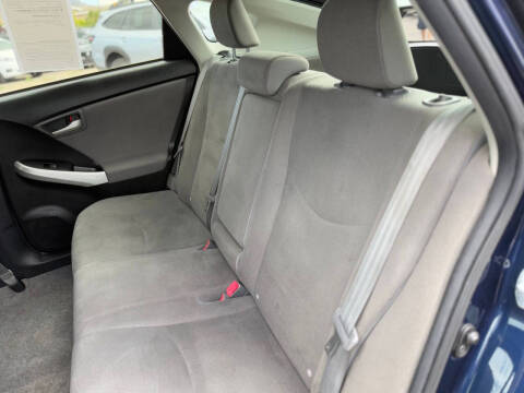 2014 Toyota Prius Two