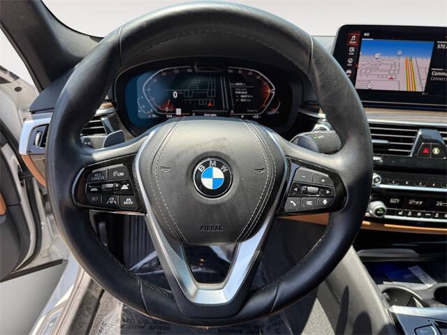 2022 BMW 5 Series 540i