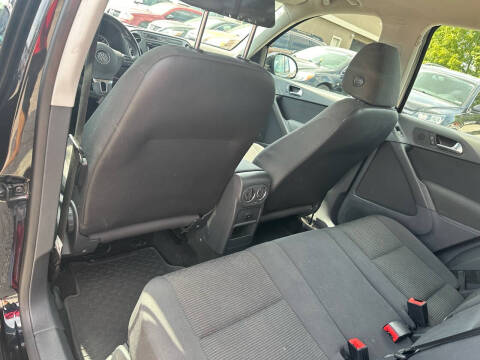 2013 Volkswagen Tiguan S 4Motion