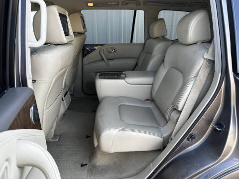 2015 Infiniti QX80
