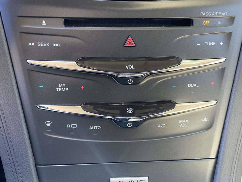 2016 Lincoln MKT EcoBoost