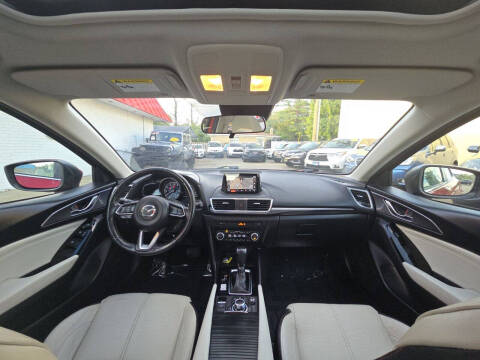 2018 Mazda MAZDA3 Grand Touring