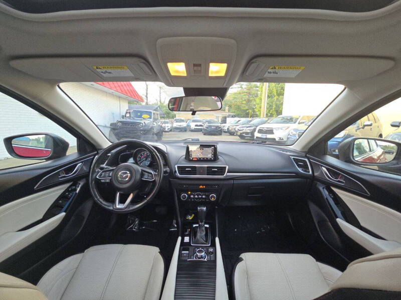 2018 Mazda MAZDA3 Grand Touring