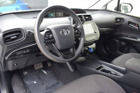 2022 Toyota Prius LE