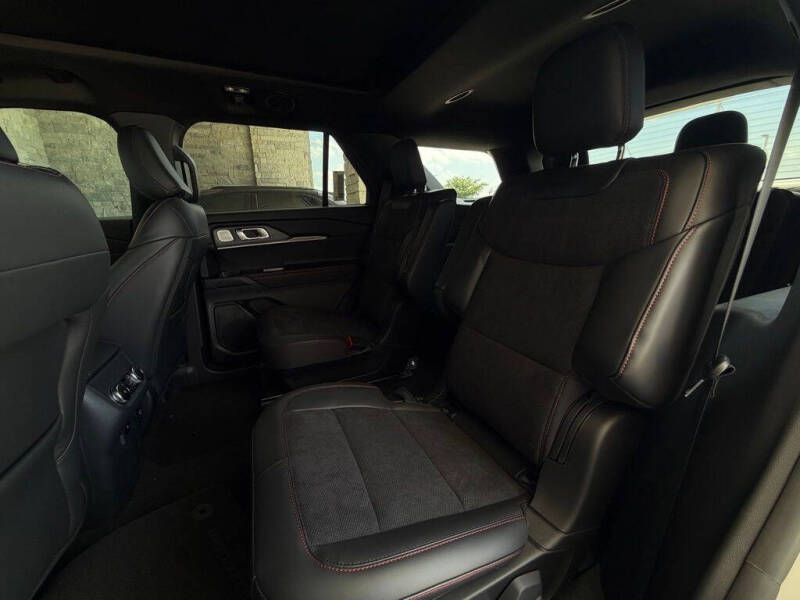 2026 Ford Explorer ST