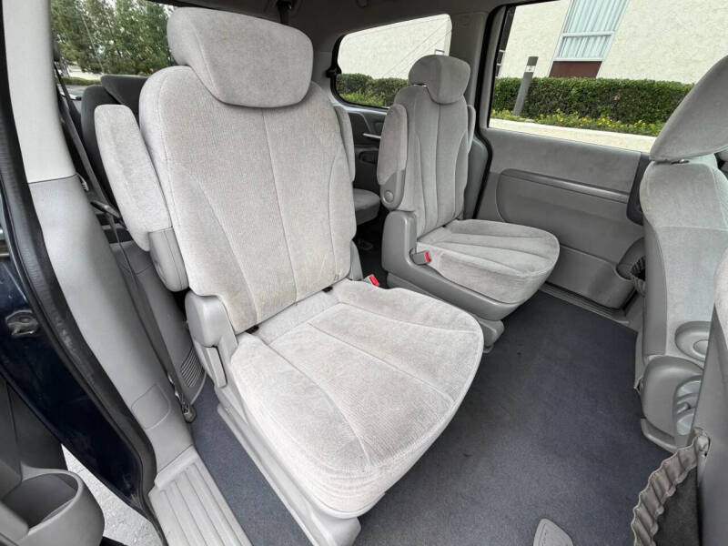 2008 Kia Sedona