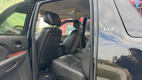 2012 Chevrolet Avalanche LTZ