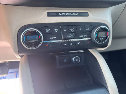 2020 Ford Escape Titanium